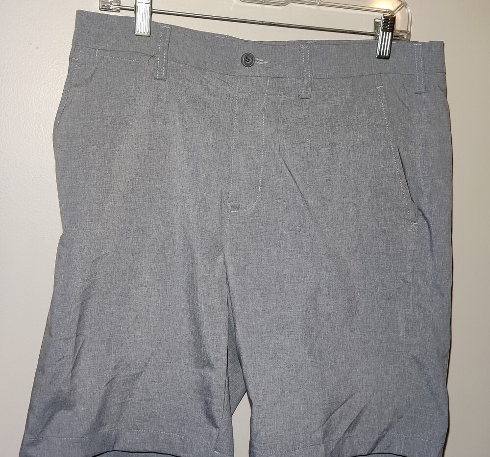 PGA Tour Mens Golf Shorts Gray Heathered Flat Front Performance Poly Size 32